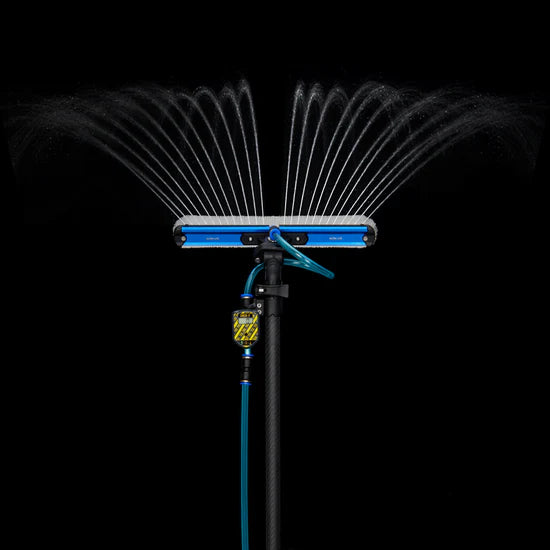REACH-IT ULTRA LITE vattenmatade Borste med Scrub Pads