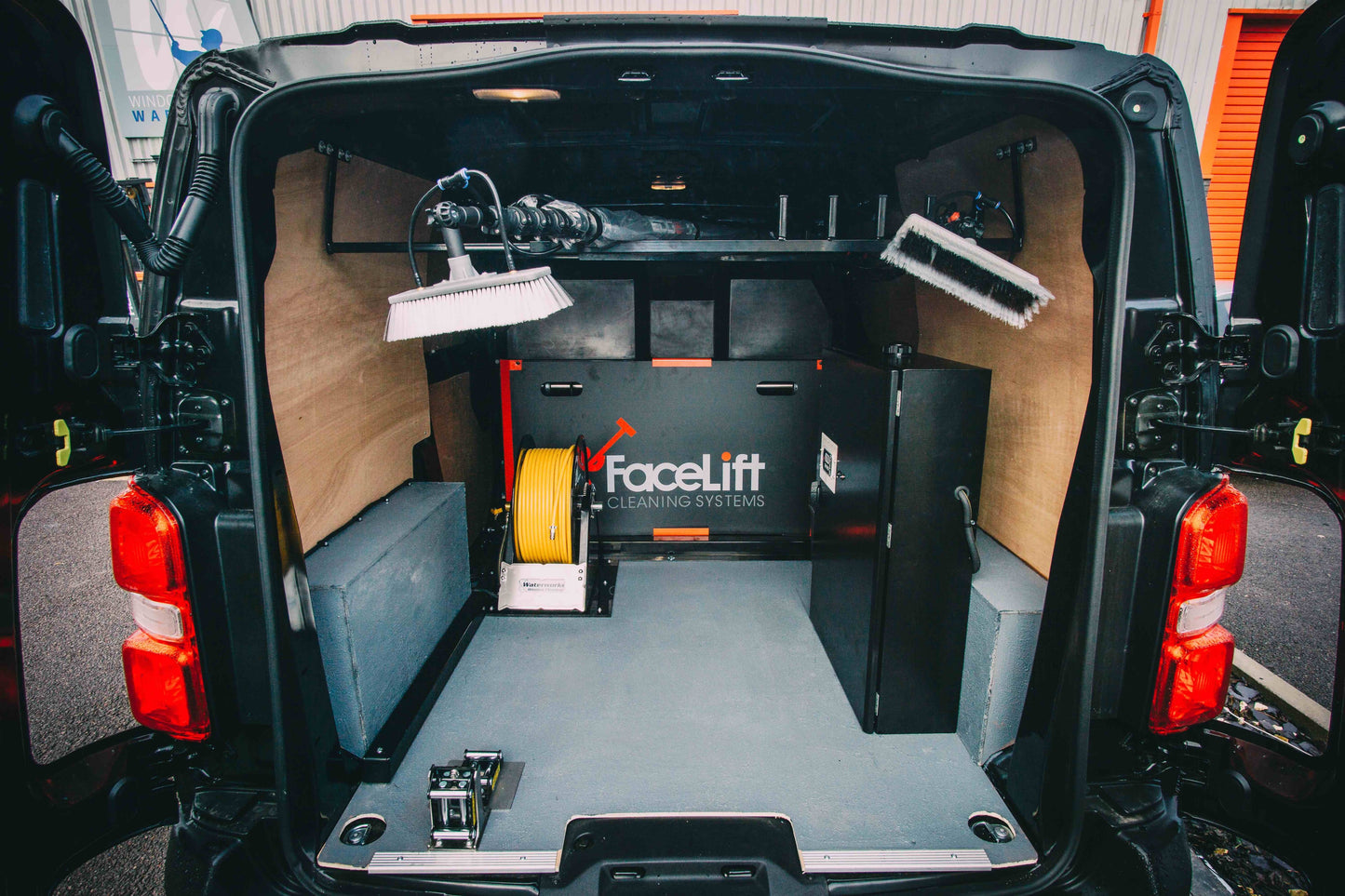 650 Liter Facelift ultra rent vattensystem
