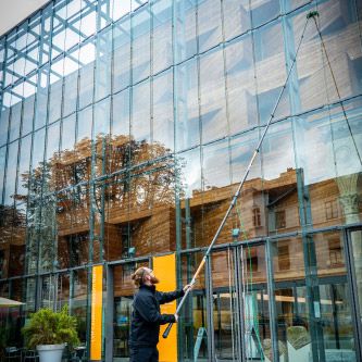 Unger nLITE® kolfiberhybrid vattenmatade skaft 8,60m komplett